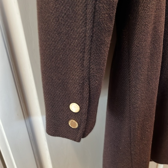 Ellen Tracy woman’s wool blend coat with front snaps and zipper - Picture 5 of 6